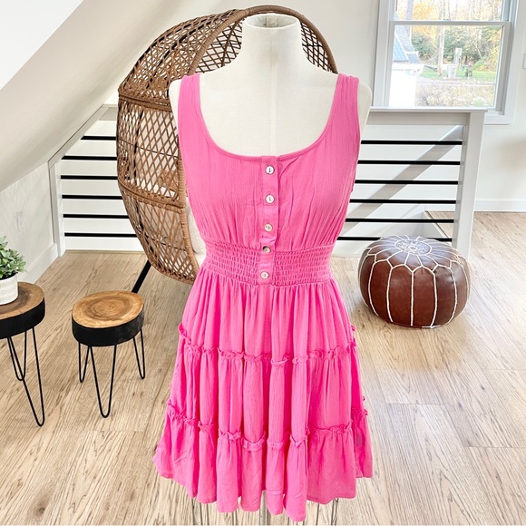 Dresses & Skirts - NWT M Barbie pink light weight,  flowy girly cottage vibes dress